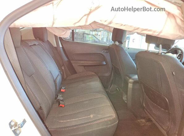 2GNALCEK5G6276416 2016 CHEVROLET EQUINOX White Rear interior view