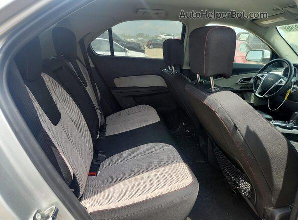 2GNALCEK6H1592115 2017 CHEVROLET EQUINOX Silver Rear seats view