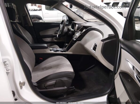 2GNALCEK7G6142538 2016 CHEVROLET EQUINOX White Front interior view