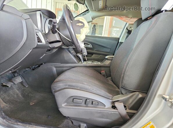 2GNALCEK7H1557812 2017 CHEVROLET EQUINOX Silver Вид салону спереду