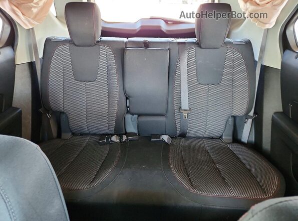 2GNALCEK7H1557812 2017 CHEVROLET EQUINOX Silver Вид задніх сидінь
