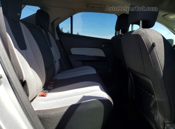 2GNALCEK9H1609943 2017 CHEVROLET EQUINOX Серебряный Вид задней части салона