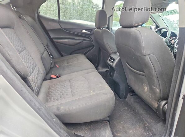 2GNAXJEV1J6329087 2018 CHEVROLET EQUINOX Silver Вид задньої частини салону