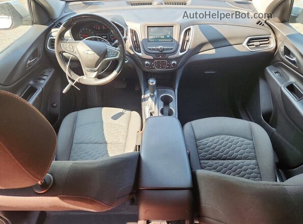 2GNAXJEV3J6251069 2018 CHEVROLET EQUINOX Silver Widok deski rozdzielczej
