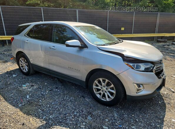 2GNAXJEV3J6251069 2018 CHEVROLET EQUINOX Silver Przód prawy