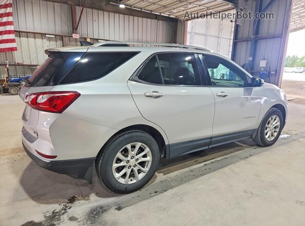 2GNAXJEV7J6138418 2018 CHEVROLET EQUINOX Silver Trasero derecho