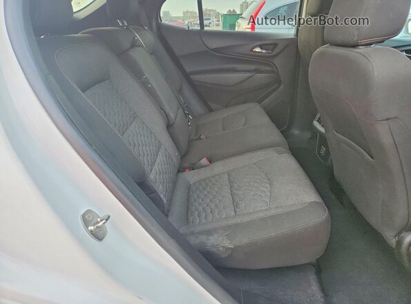 2GNAXKEV5M6108666 2021 CHEVROLET EQUINOX Белый Вид задней части салона