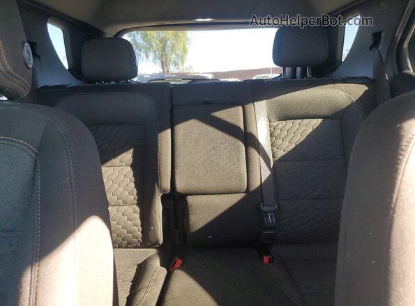2GNAXKEX0J6237198 2018 CHEVROLET EQUINOX Black Widok tylnych siedzeń