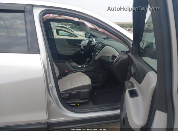 2GNAXREV4J6165705 2018 CHEVROLET EQUINOX Silver Սալոնի դիմացի տեսք