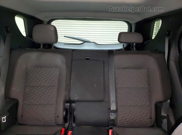 2GNAXSEV0J6106660 2018 CHEVROLET EQUINOX Black უკანა სავარძლების ხედი