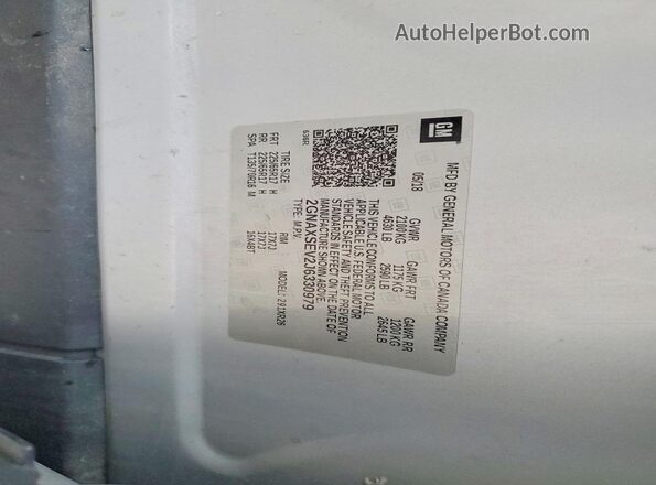2GNAXSEV2J6330979 2018 CHEVROLET EQUINOX Серебряный Вид наклейки с VIN-кодом