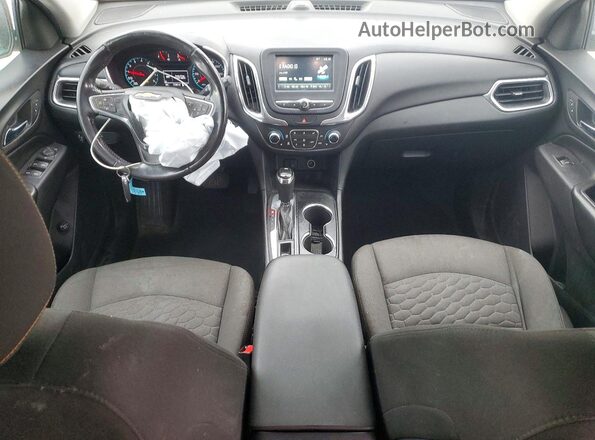 2GNAXSEV2J6330979 2018 CHEVROLET EQUINOX Серебряный Вид панели приборов