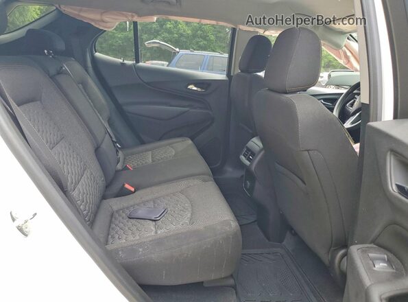 2GNAXSEV6J6350622 2018 CHEVROLET EQUINOX White Widok wnętrza z tyłu