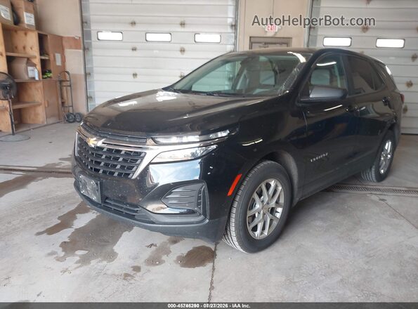 2GNAXSEV6N6100416 2022 CHEVROLET EQUINOX Черный Передняя левая четверть