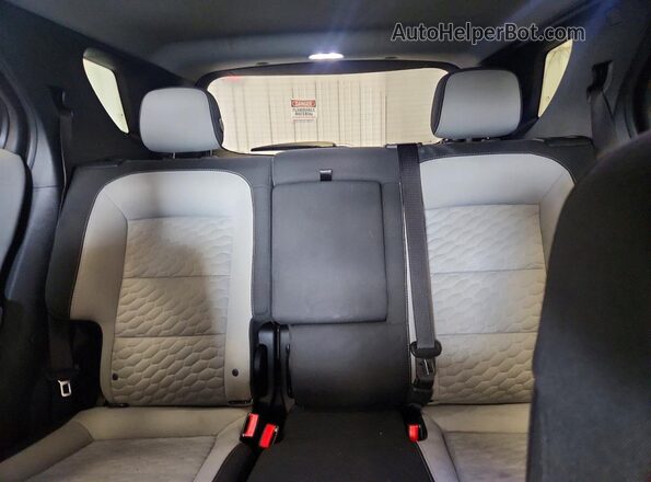 2GNAXTEX5J6206664 2018 CHEVROLET EQUINOX White Rear seats view