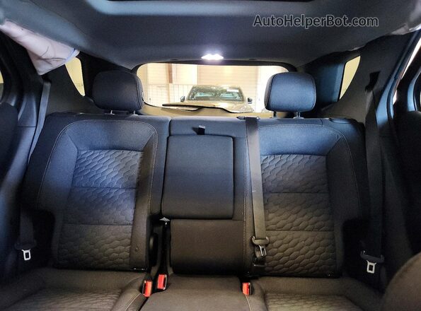 2GNAXUEV2K6251857 2019 CHEVROLET EQUINOX Red Widok tylnych siedzeń