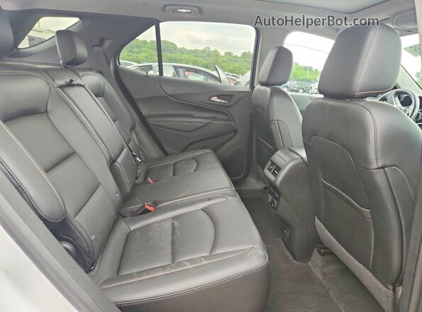 2GNAXVEV8J6284950 2018 CHEVROLET EQUINOX White Вид задньої частини салону