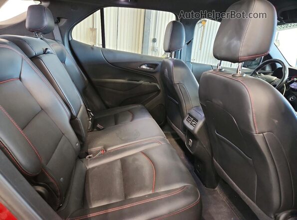 2GNAXWEV8N6145784 2022 CHEVROLET EQUINOX Red Widok tylnych siedzeń