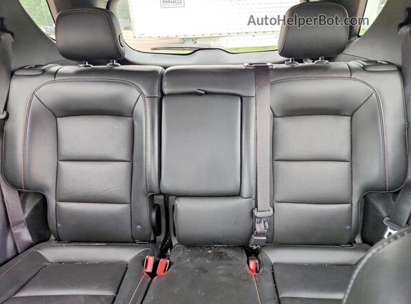 2GNAXWEX0J6197938 2018 CHEVROLET EQUINOX Red Widok tylnych siedzeń