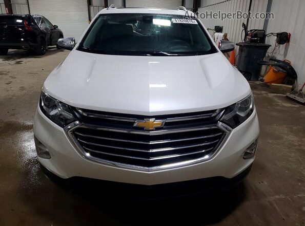 2GNAXWEX0J6219954 2018 CHEVROLET EQUINOX Белый Вид спереди