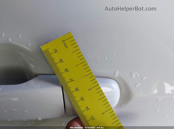 2GNFLEEK4H6327908 2017 CHEVROLET EQUINOX White Widok zestawu wskaźników