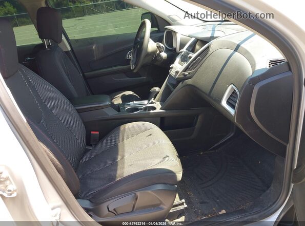2GNFLEEK6H6243282 2017 CHEVROLET EQUINOX Silver Front interior view