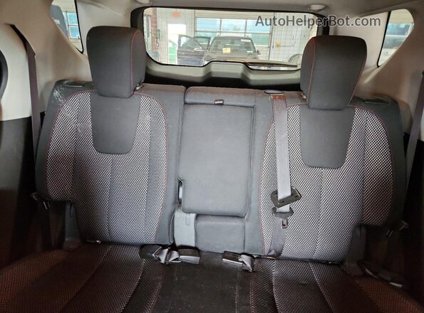 2GNFLFE38H6242875 2017 CHEVROLET EQUINOX Бордовый Вид задних сидений