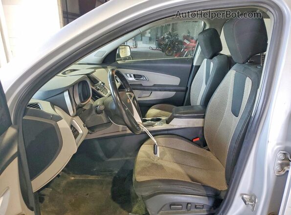 2GNFLFEK5H6335196 2017 CHEVROLET EQUINOX Silver Widok wnętrza z przodu