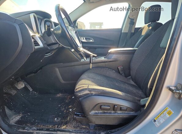 2GNFLFEKXG6117589 2016 CHEVROLET EQUINOX Silver Widok wnętrza z przodu