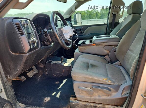 2GT22NEGXK1238919 2019 GMC SIERRA Silver Вид салону спереду
