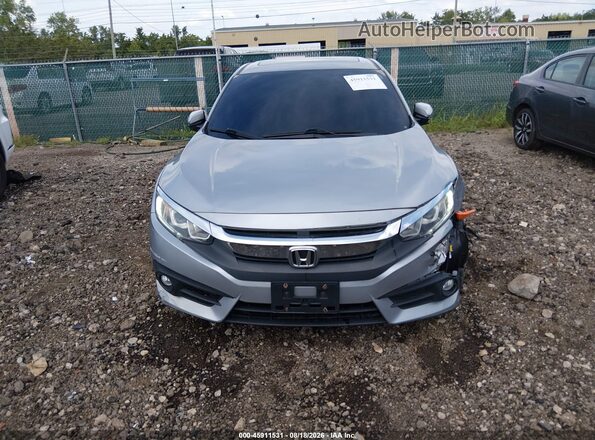 2HGFC1F34JH645998 2018 HONDA CIVIC Silver Vista del cuadro de instrumentos