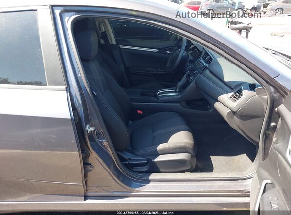 2HGFC2F50HH561632 2017 HONDA CIVIC Gray Front interior view