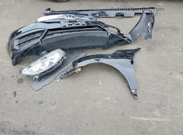 2HGFC2F51JH558244 2018 HONDA CIVIC Black Engine compartment view