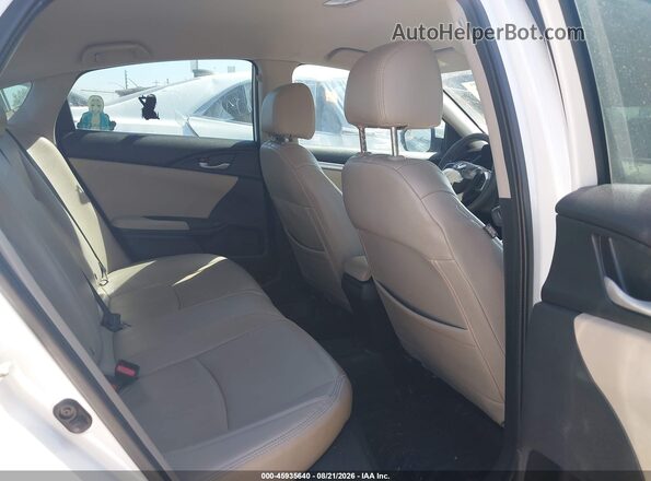 2HGFC2F57JH532926 2018 HONDA CIVIC White VIN კოდის სტიკერის ხედი