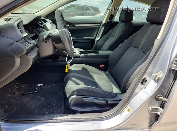 2HGFC2F58JH564557 2018 HONDA CIVIC Серебряный Вид салона спереди
