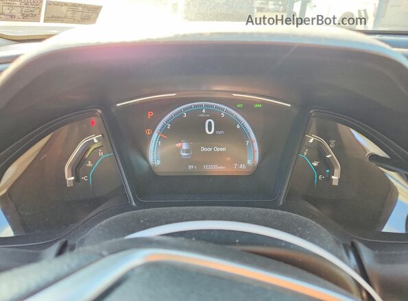 2HGFC2F61JH533307 2020 HONDA CIVIC White Vista del cuadro de instrumentos