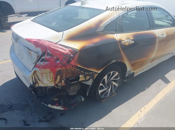 2HGFC2F72JH515551 2018 HONDA CIVIC White Front view