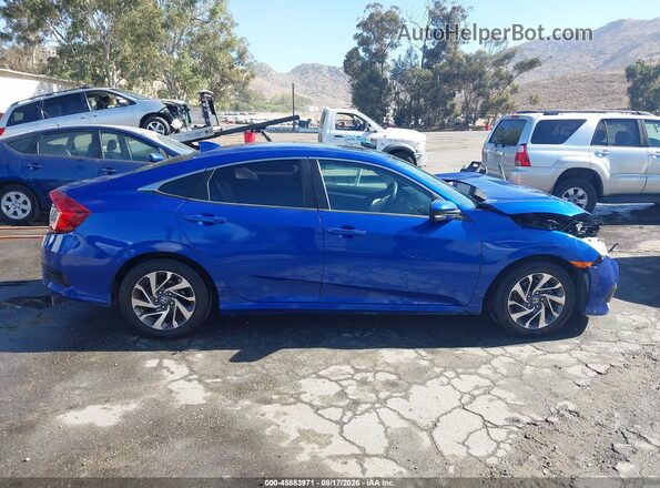 2HGFC2F73JH596768 2018 HONDA CIVIC Blue Vista interior trasera