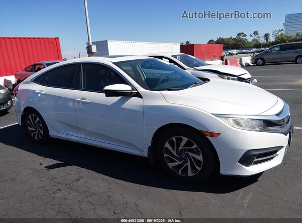 2HGFC2F75GH577552 2016 HONDA CIVIC White Вид задньої частини салону