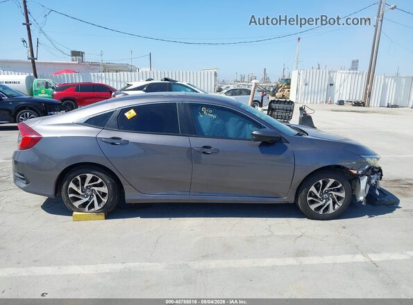 2HGFC2F77JH535214 2018 HONDA CIVIC Gray 