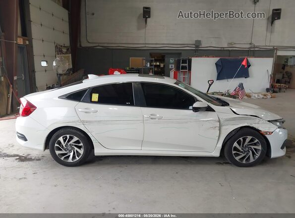2HGFC2F77JH554359 2018 HONDA CIVIC White Widok z przodu