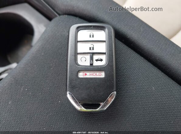2HGFC4B02HH312156 2017 HONDA CIVIC Red Вид панелі приладів