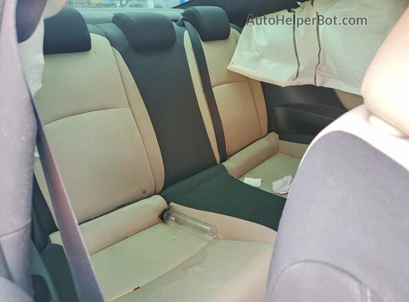 2HGFC4B04GH304395 2016 HONDA CIVIC Black Հետևի նստատեղերի տեսք