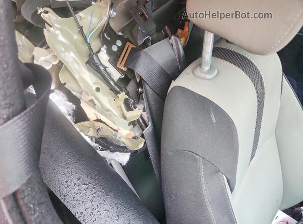 2HGFC4B51JH306396 2018 HONDA CIVIC Gray Rear seats view