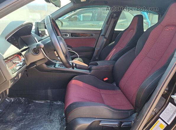 2HGFE1E58PH473402 2023 HONDA CIVIC Черный Вид салона спереди