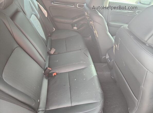 2HGFE1F90RH330934 2024 HONDA CIVIC Red Widok tylnych siedzeń
