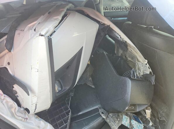 2HGFE1F94PH000873 2023 HONDA CIVIC White Widok tylnych siedzeń
