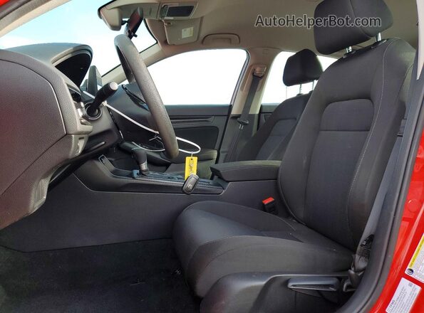 2HGFE2F23TH515625 2026 HONDA CIVIC Красный Вид салона спереди