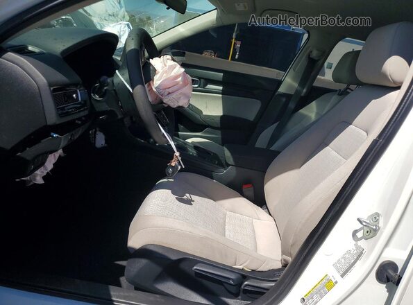 2HGFE2F26RH583751 2024 HONDA CIVIC White Widok wnętrza z przodu