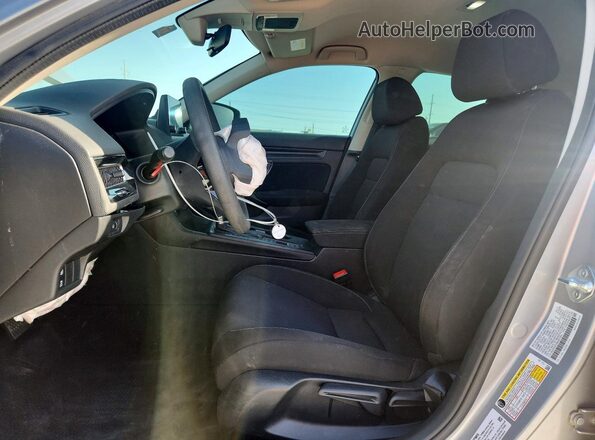 2HGFE2F28NH587584 2022 HONDA CIVIC Silver Front interior view